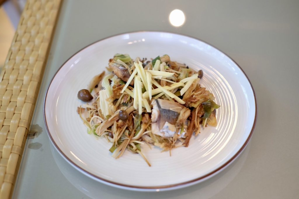 ～しょうが香る～サンマときのこの香り蒸し